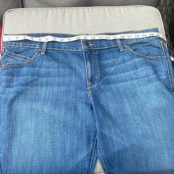 Old Navy DIVA jeans size 18 short - Picture 5 of 9
